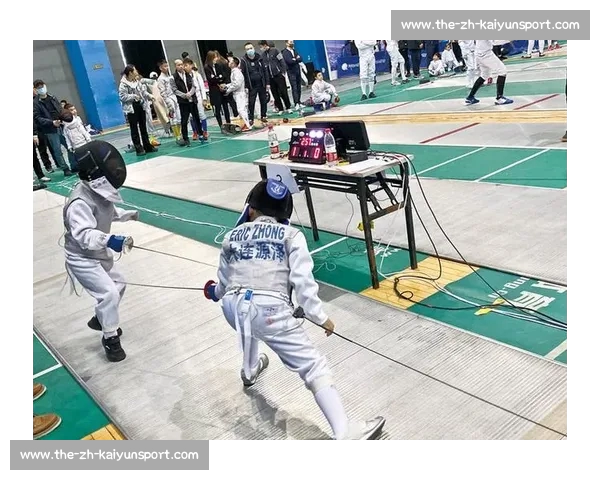 芝罘中学 “小剑客” 市运会斩 37 金创纪录！