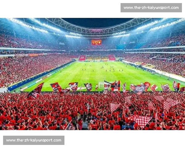 连超激战：场均 6.7 球点燃全城足球热情