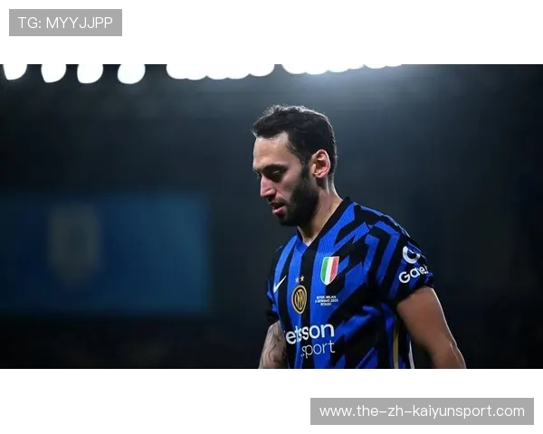 加拉塔萨雷 1500 万欧敲定恰尔汗奥卢 土媒：国米放弃球员交换协议接近达成